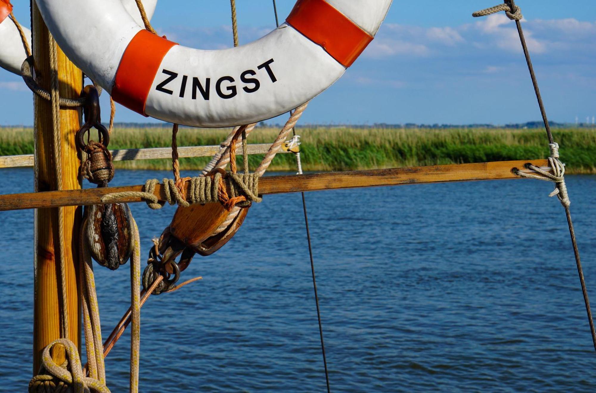 Leuchtturm An Der Seebruecke Zingst Eksteriør bilde